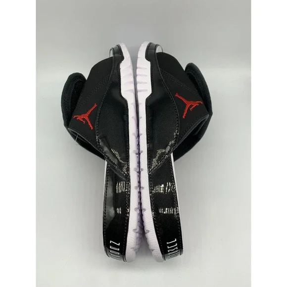 Air Jordan Hydro XI‎ Retro Bred Slides Size 8